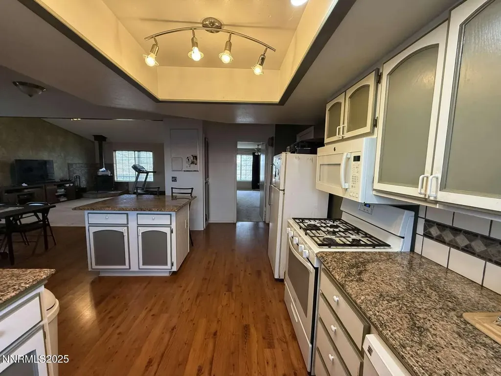 5212 Toyon Fallon NV 89406