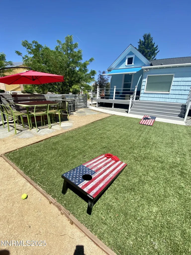 768 Holcomb Reno NV 89502