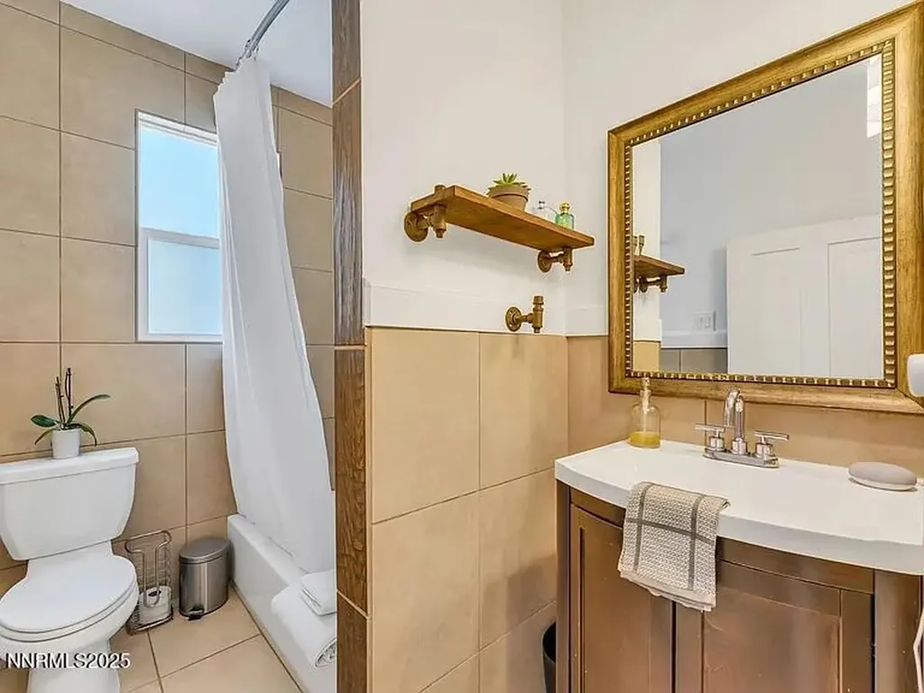768 Holcomb Reno NV 89502