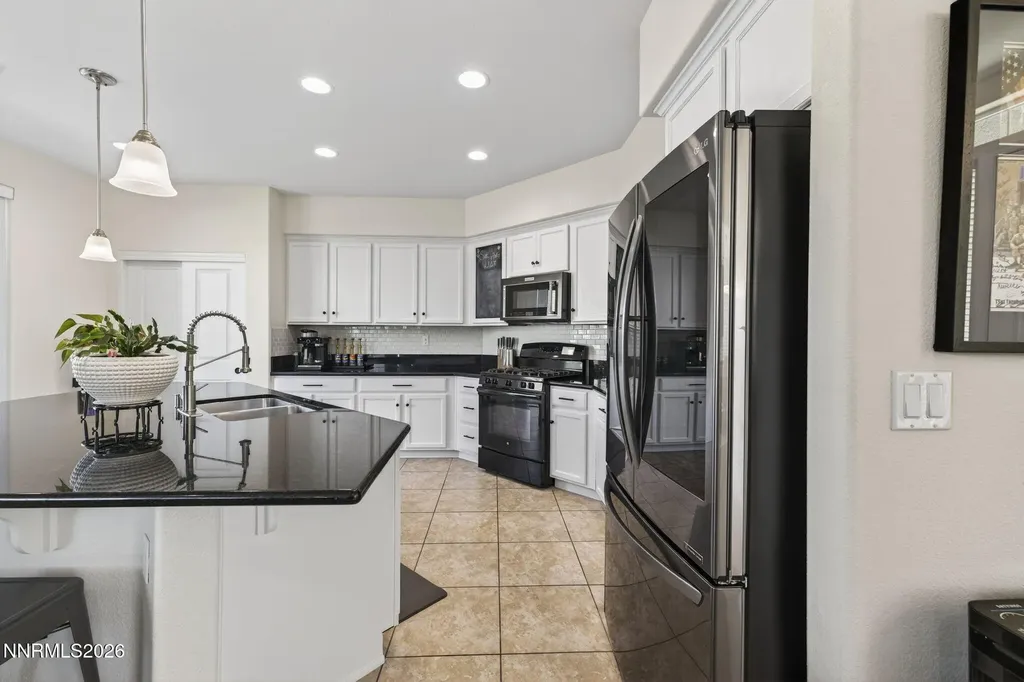 1226 Lasso Gardnerville NV 89410