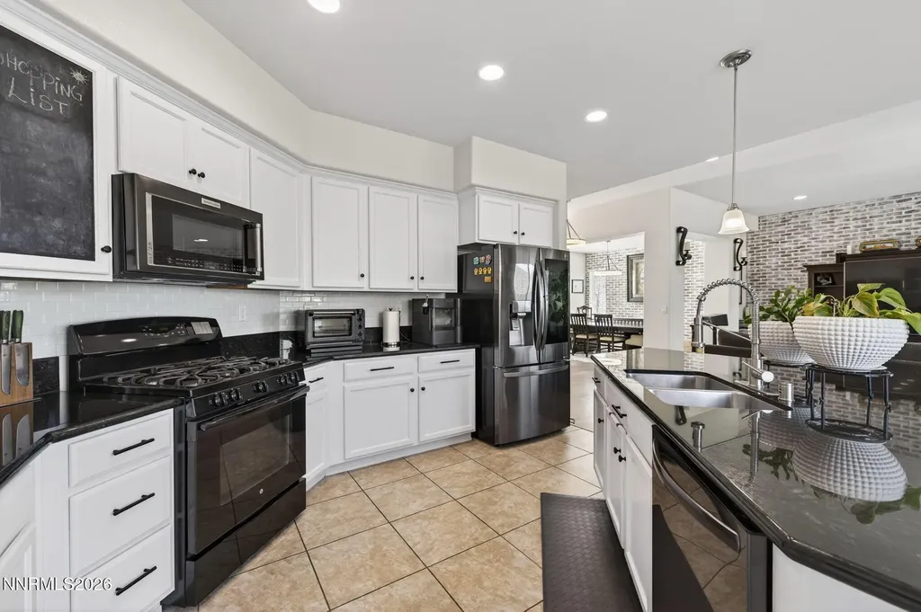 1226 Lasso Gardnerville NV 89410