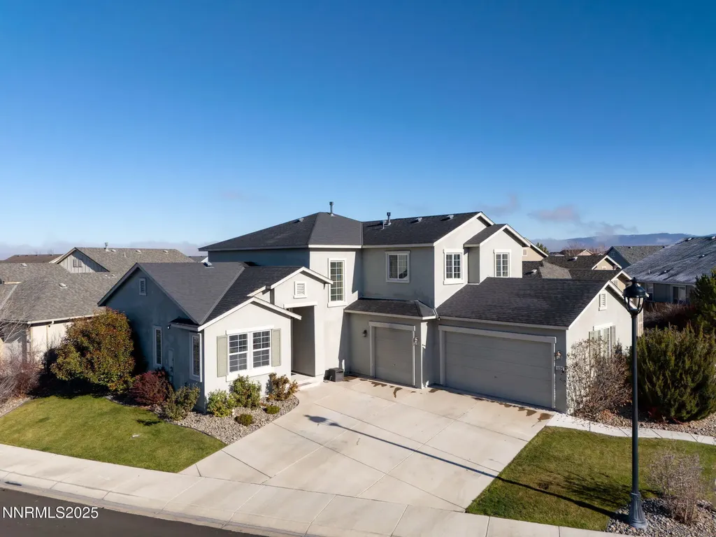 1226 Lasso Gardnerville NV 89410