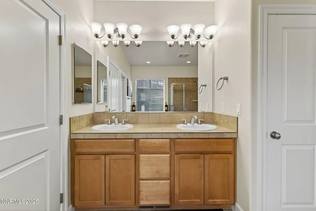 1226 Lasso Gardnerville NV 89410