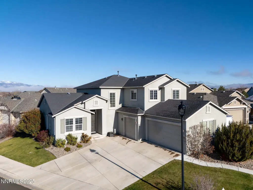 1226 Lasso Gardnerville NV 89410