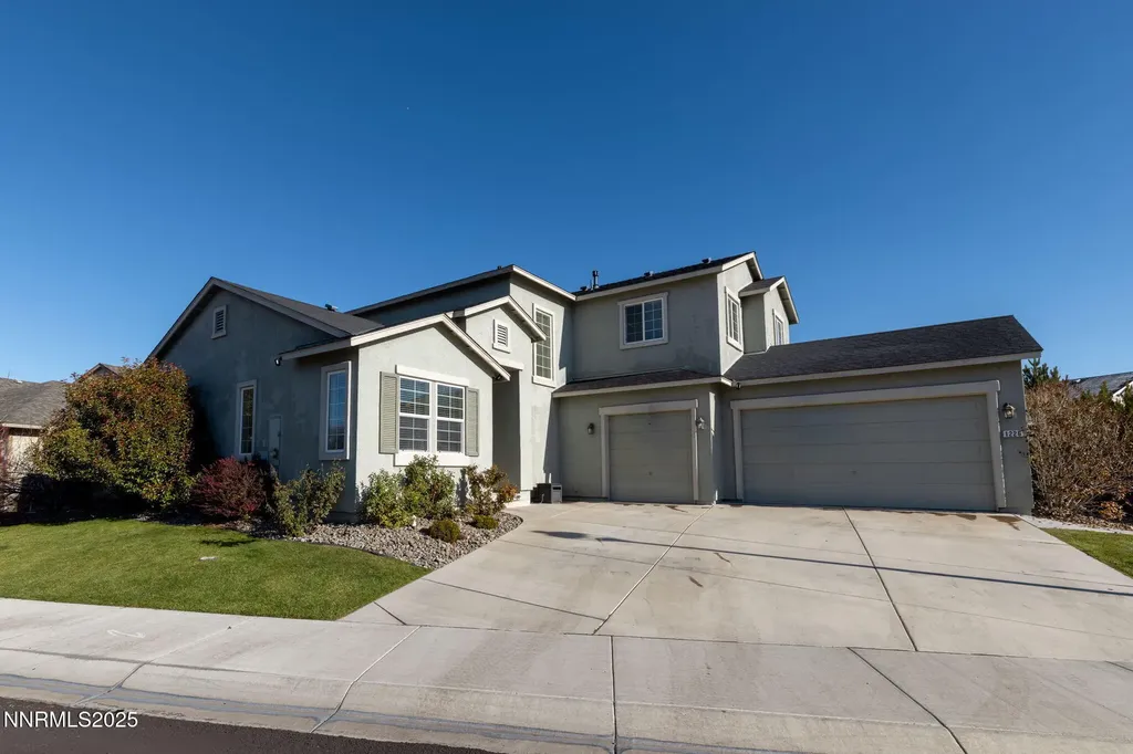 1226 Lasso Gardnerville NV 89410