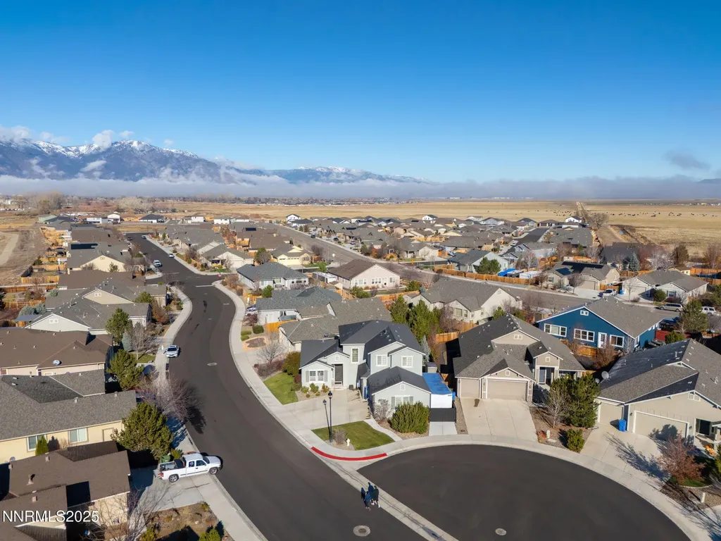 1226 Lasso Gardnerville NV 89410
