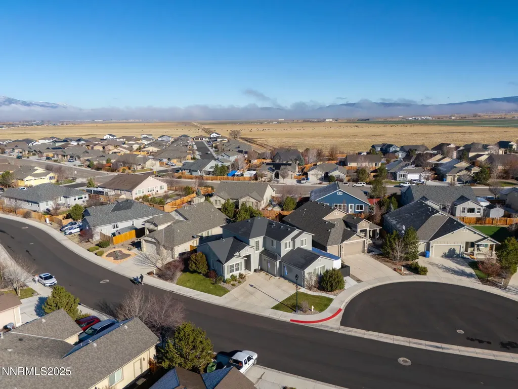 1226 Lasso Gardnerville NV 89410