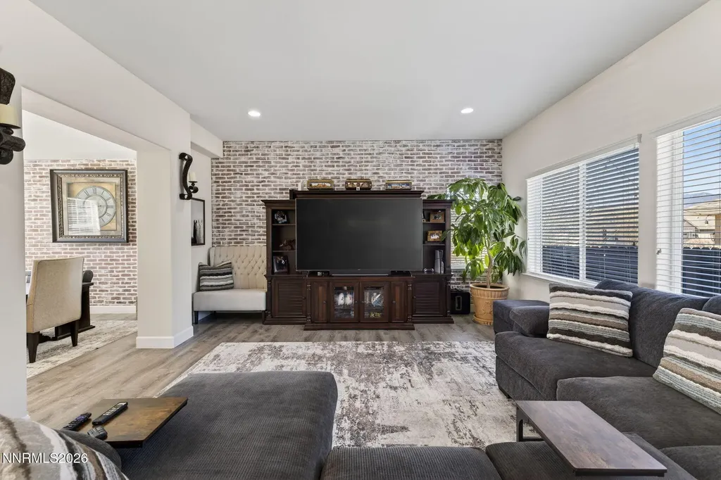 1226 Lasso Gardnerville NV 89410