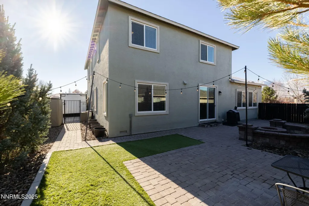 1226 Lasso Gardnerville NV 89410