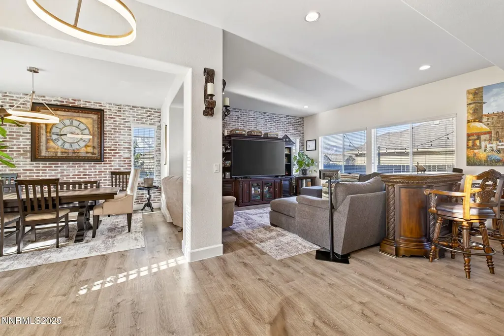 1226 Lasso Gardnerville NV 89410