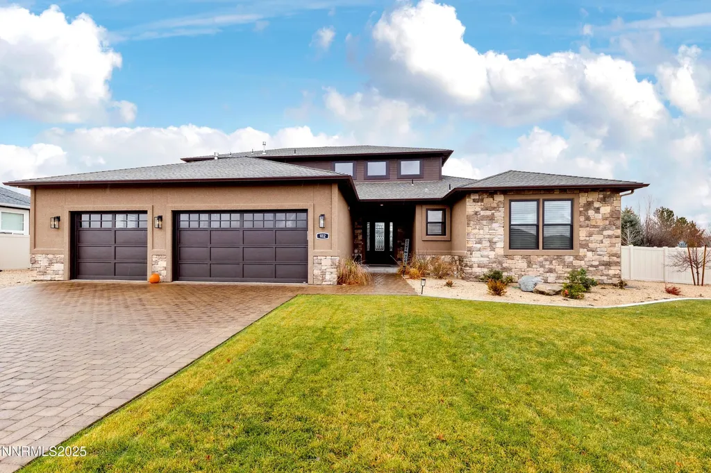 912 Holstein Gardnerville NV 89460