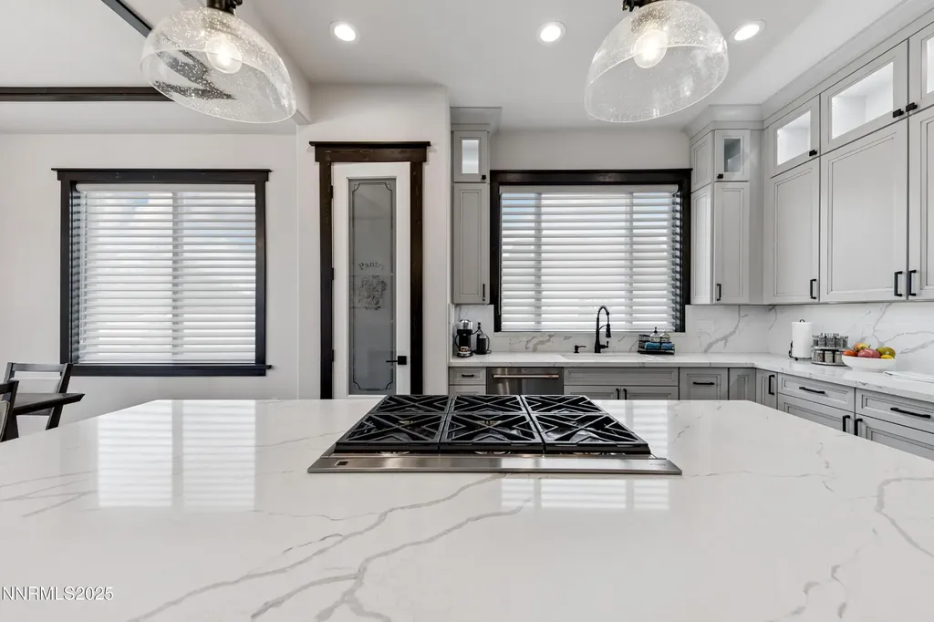 912 Holstein Gardnerville NV 89460