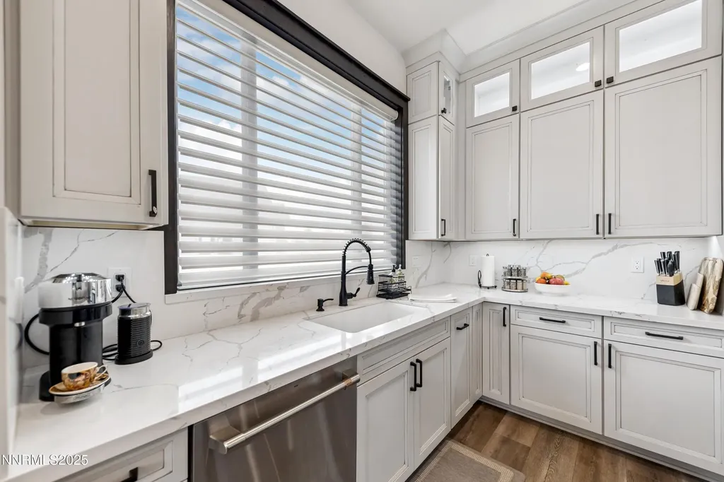 912 Holstein Gardnerville NV 89460
