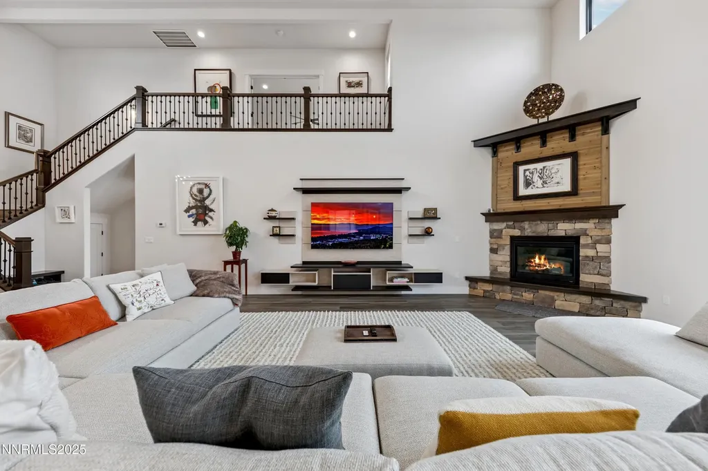 912 Holstein Gardnerville NV 89460