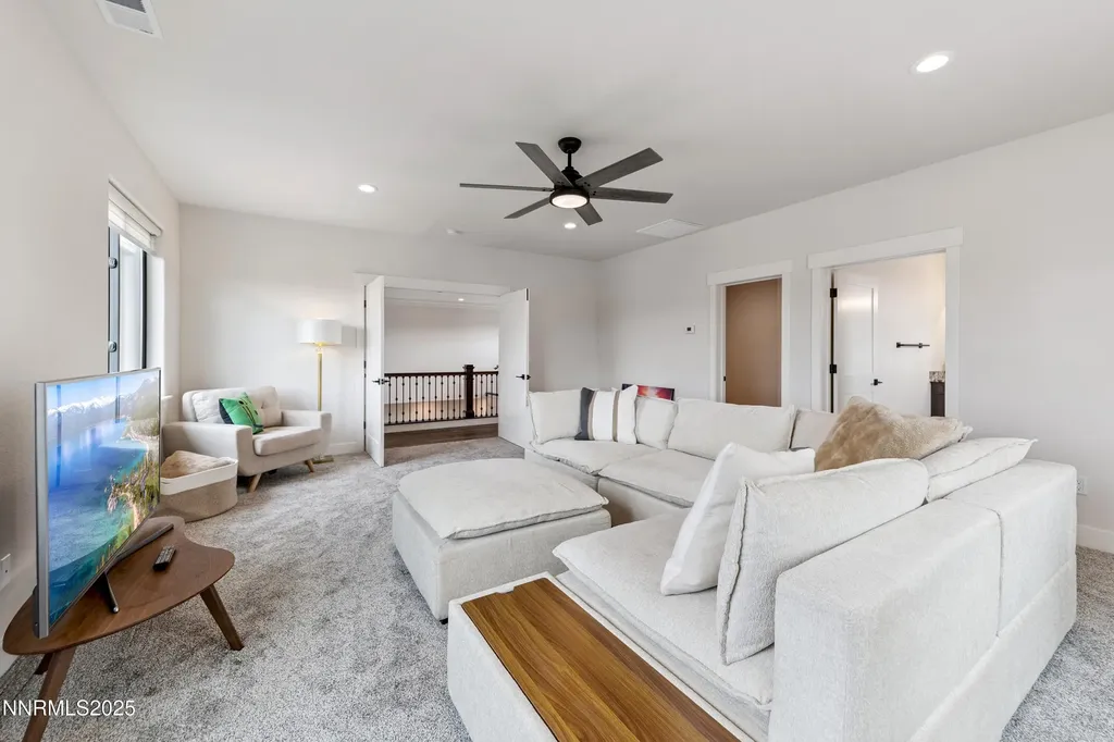 912 Holstein Gardnerville NV 89460