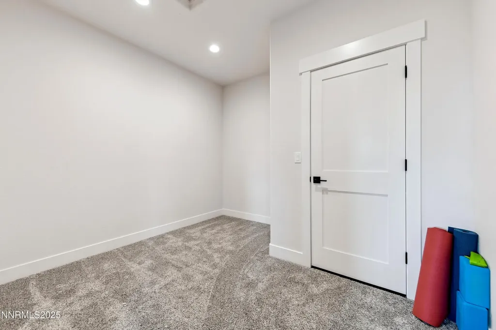 912 Holstein Gardnerville NV 89460