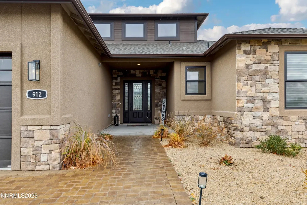 912 Holstein Gardnerville NV 89460