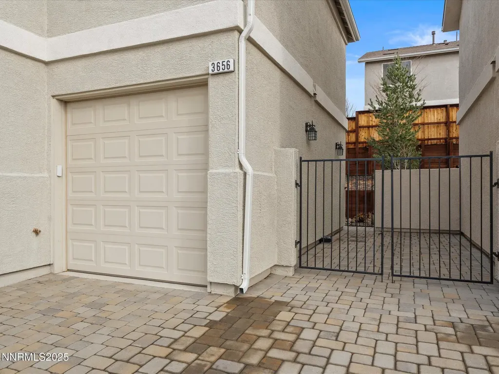 3656 Ruidoso Reno NV 89512