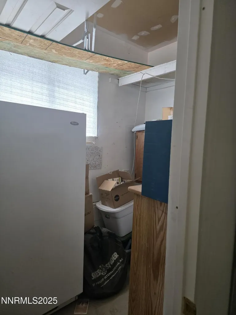 215 Cedar Hawthorne NV 89415