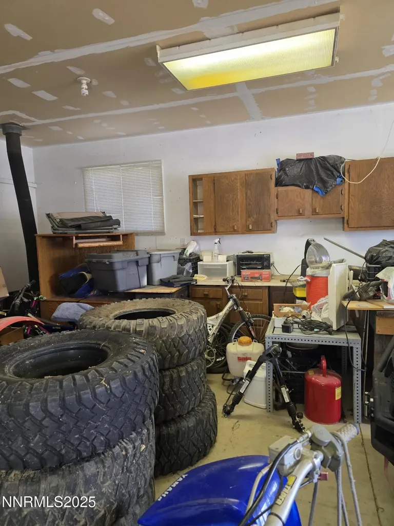 215 Cedar Hawthorne NV 89415