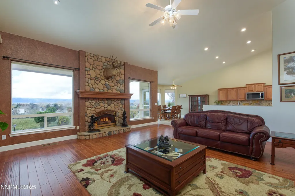 1572 Sawmill Gardnerville NV 89410