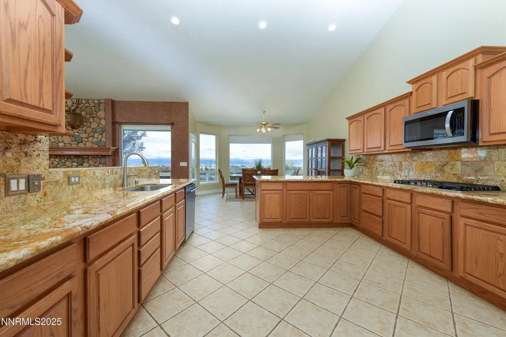 1572 Sawmill Gardnerville NV 89410