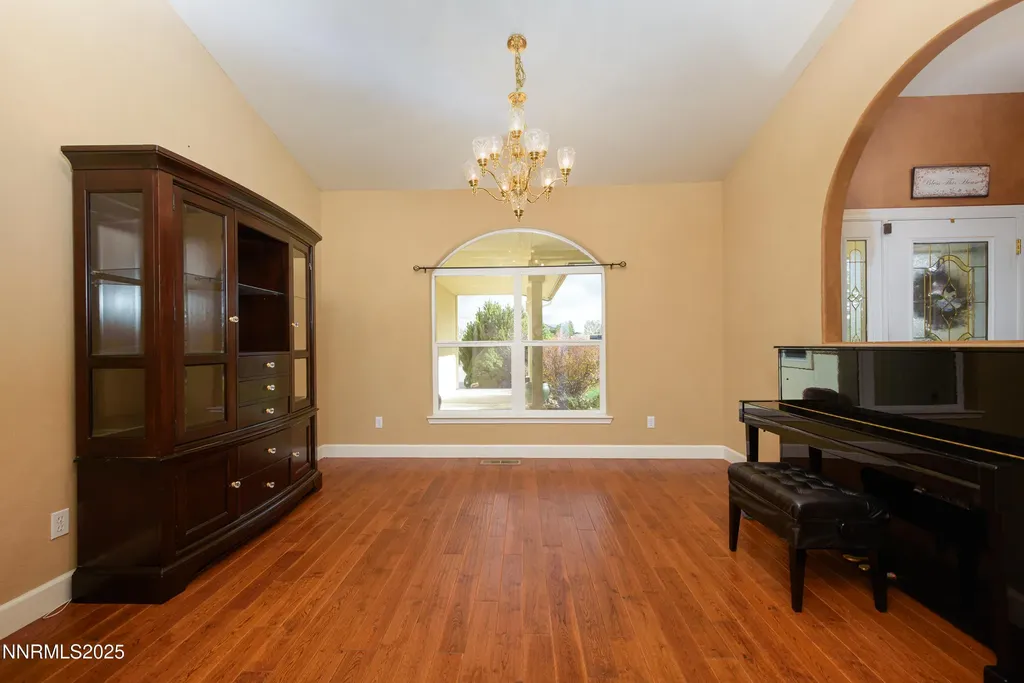 1572 Sawmill Gardnerville NV 89410