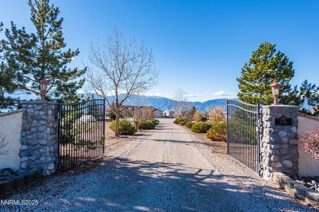 1572 Sawmill Gardnerville NV 89410