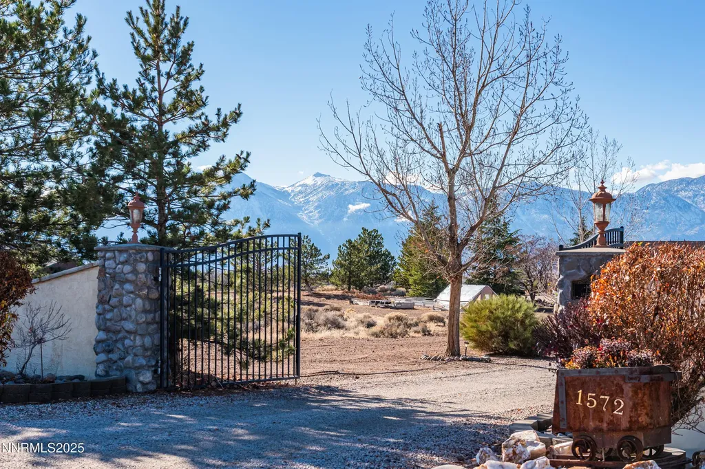 1572 Sawmill Gardnerville NV 89410