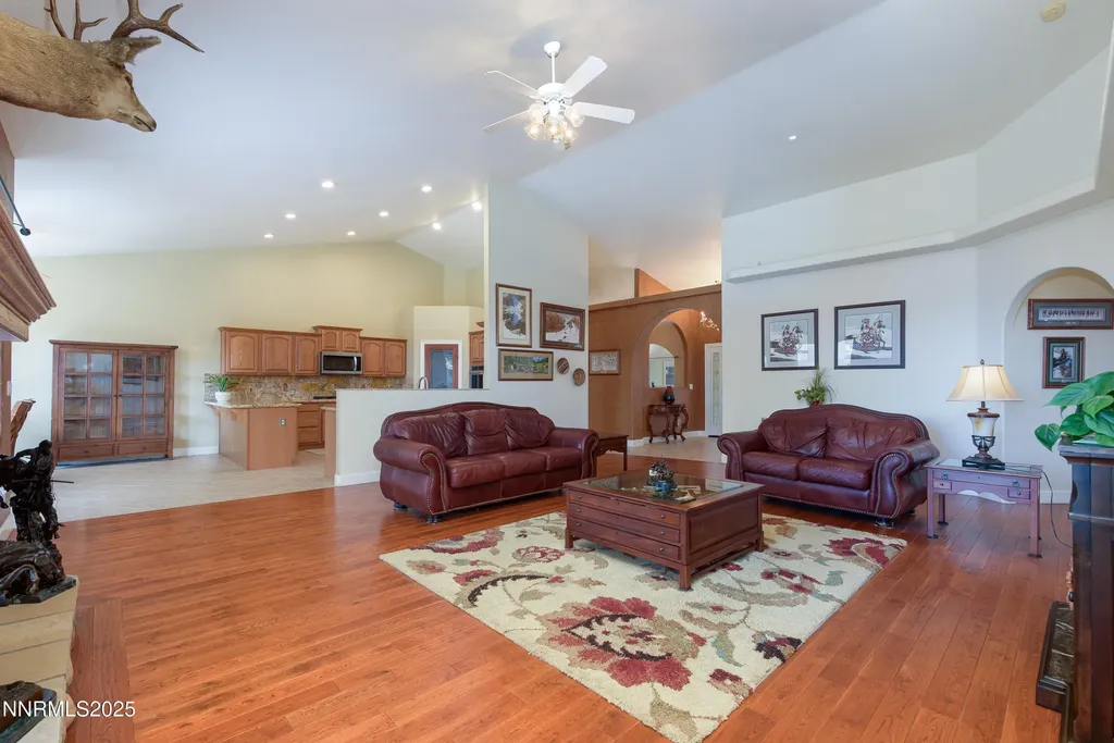 1572 Sawmill Gardnerville NV 89410