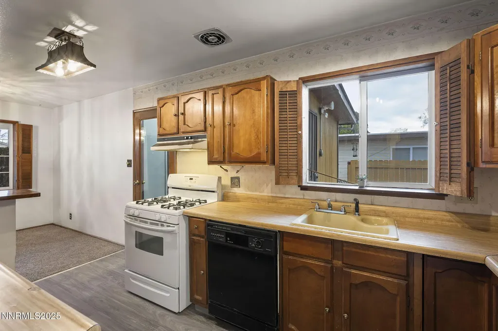 1675 Auburn Reno NV 89502