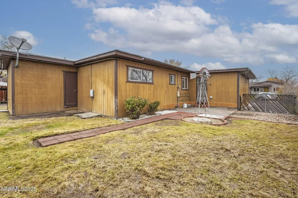 1675 Auburn Reno NV 89502
