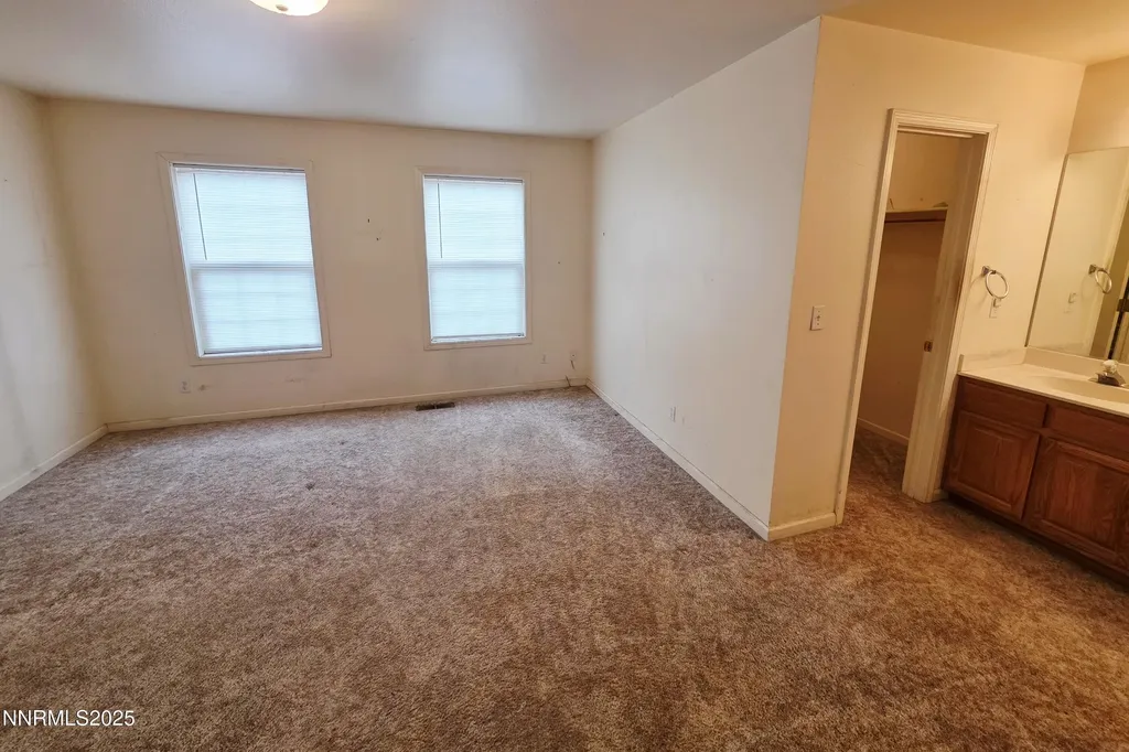 4223 Magnolia Fallon NV 89406