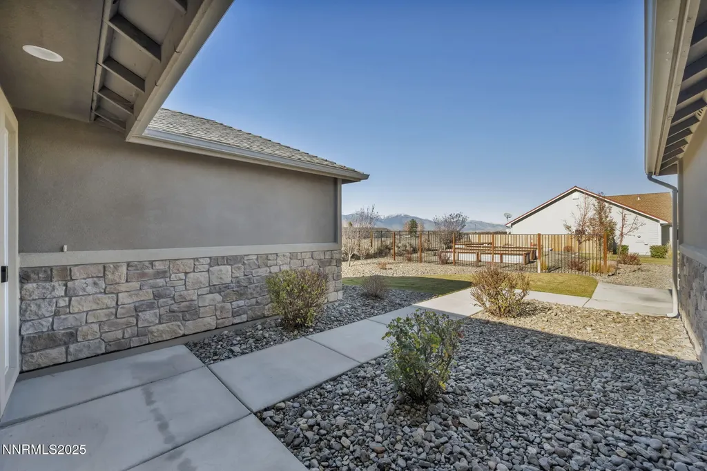 1211 Cottage Gardnerville NV 89460
