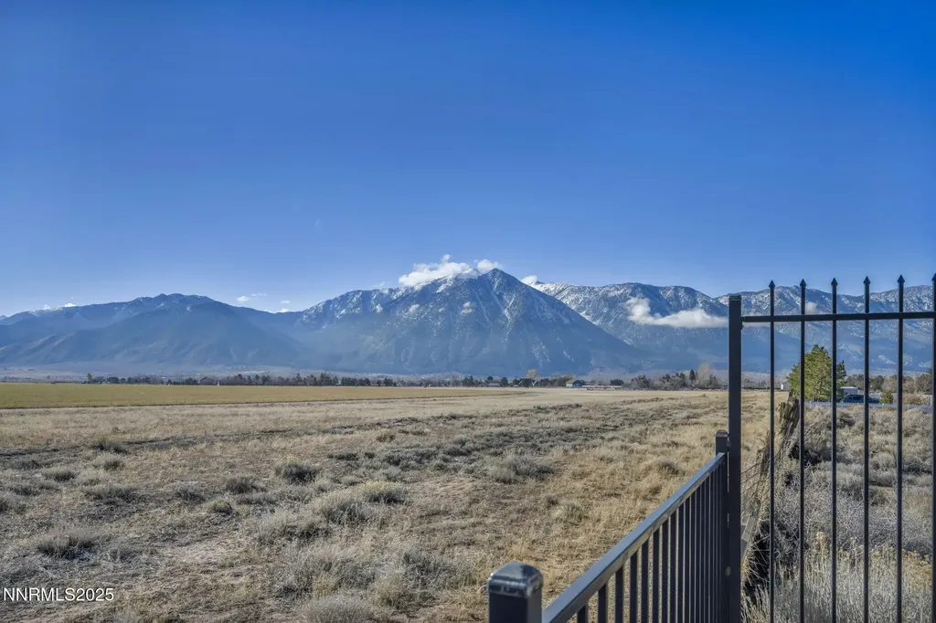 1211 Cottage Gardnerville NV 89460