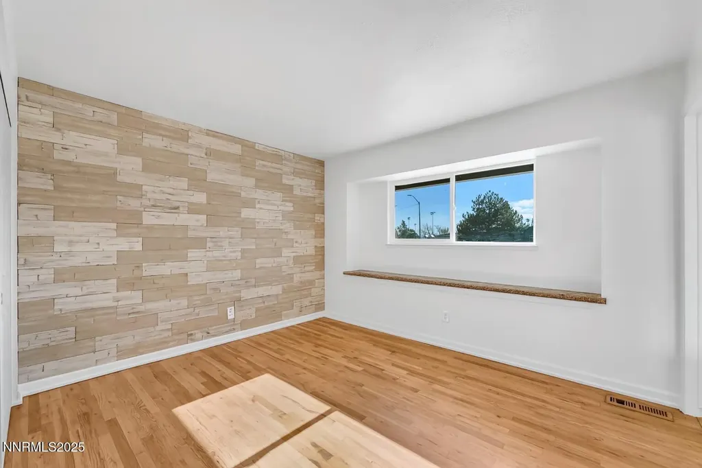 2801 Kings Row Reno NV 89503