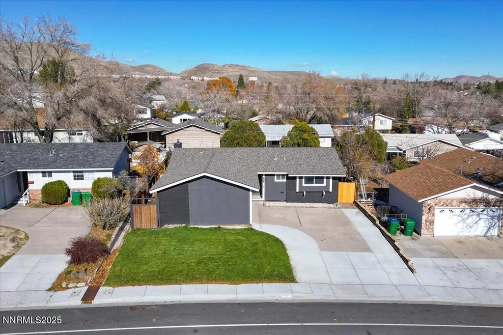 2801 Kings Row Reno NV 89503