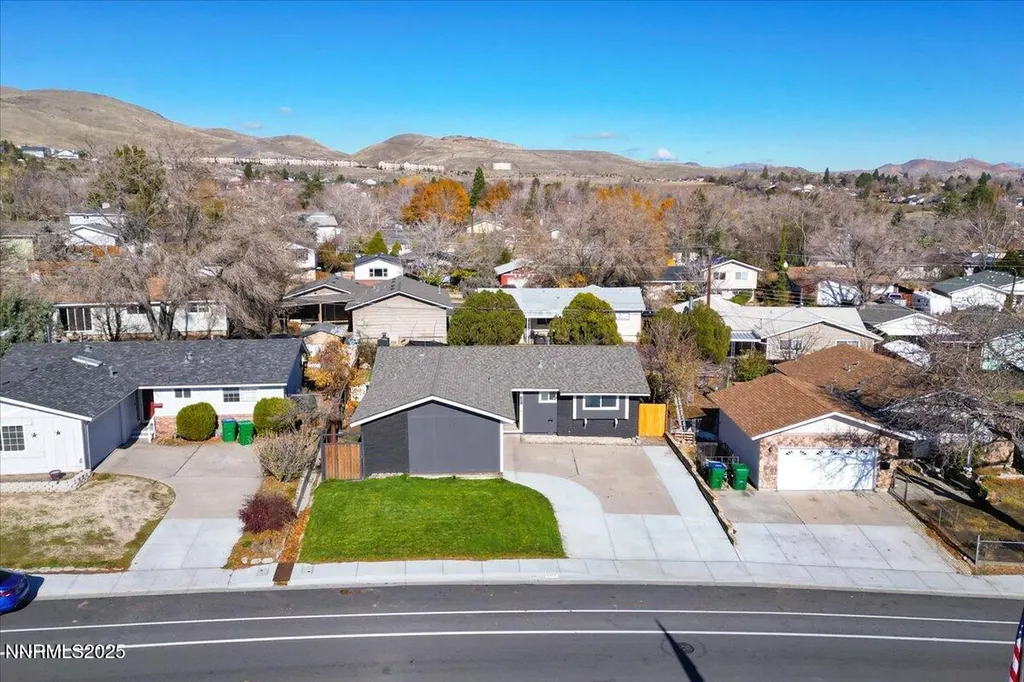 2801 Kings Row Reno NV 89503