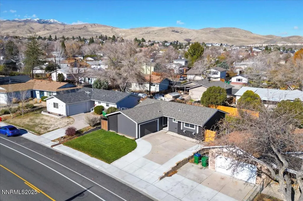 2801 Kings Row Reno NV 89503