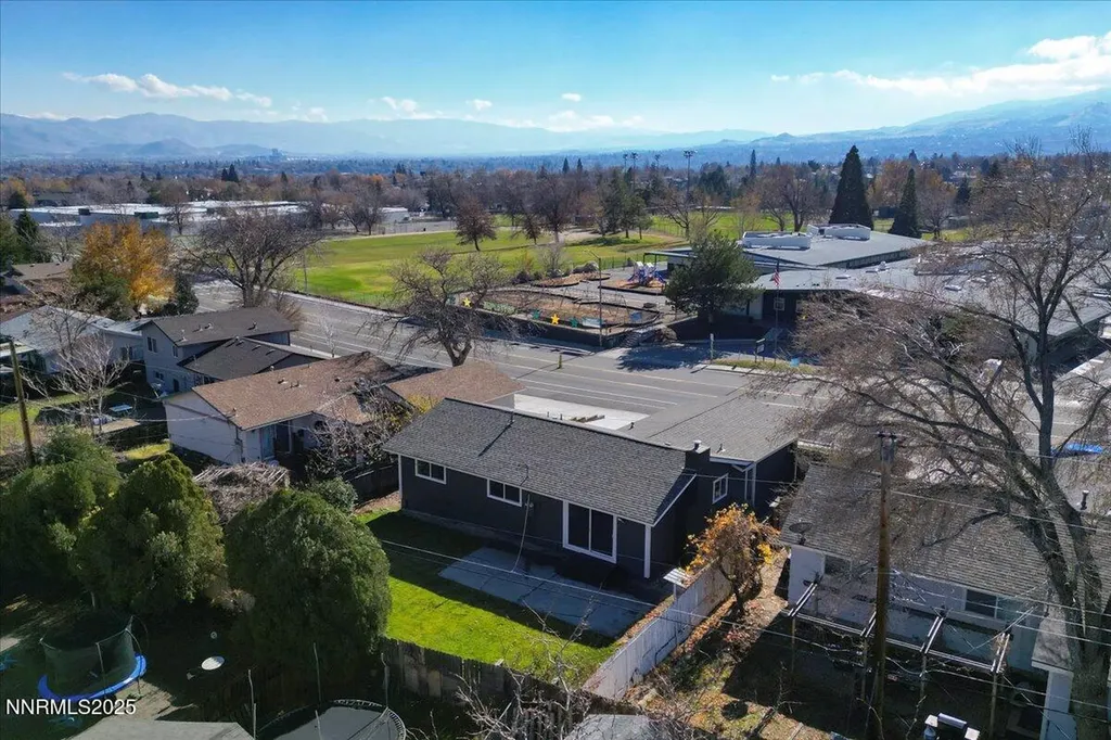 2801 Kings Row Reno NV 89503