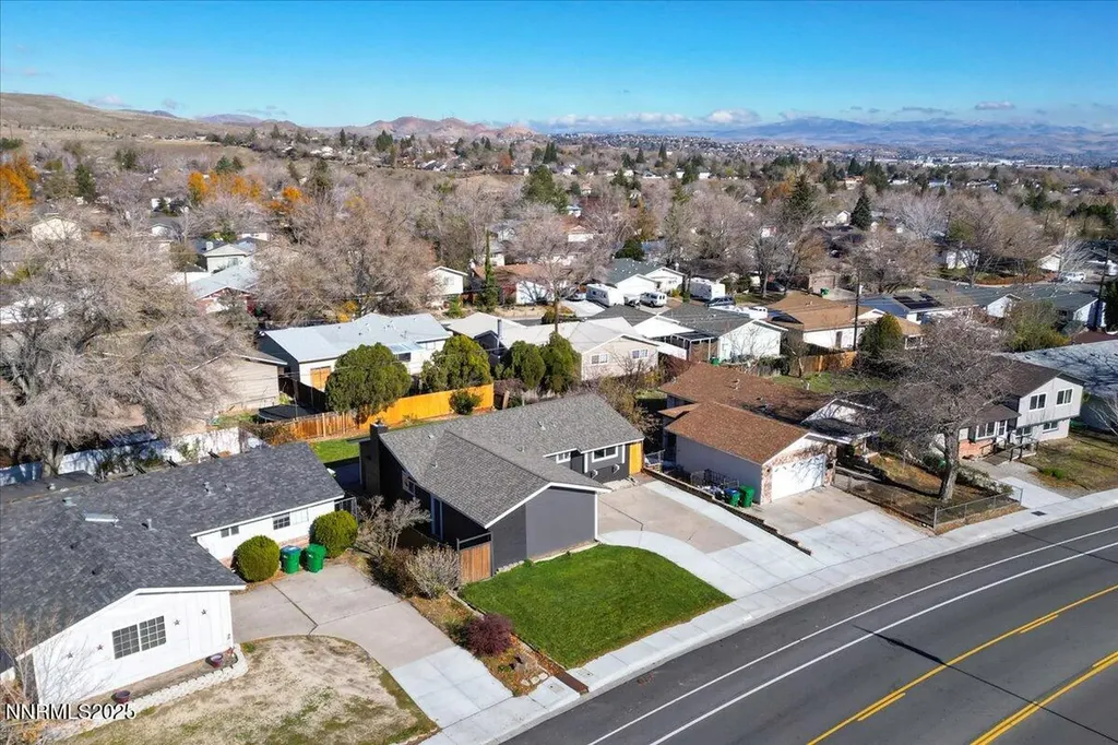 2801 Kings Row Reno NV 89503