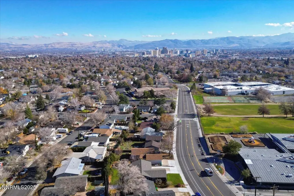 2801 Kings Row Reno NV 89503
