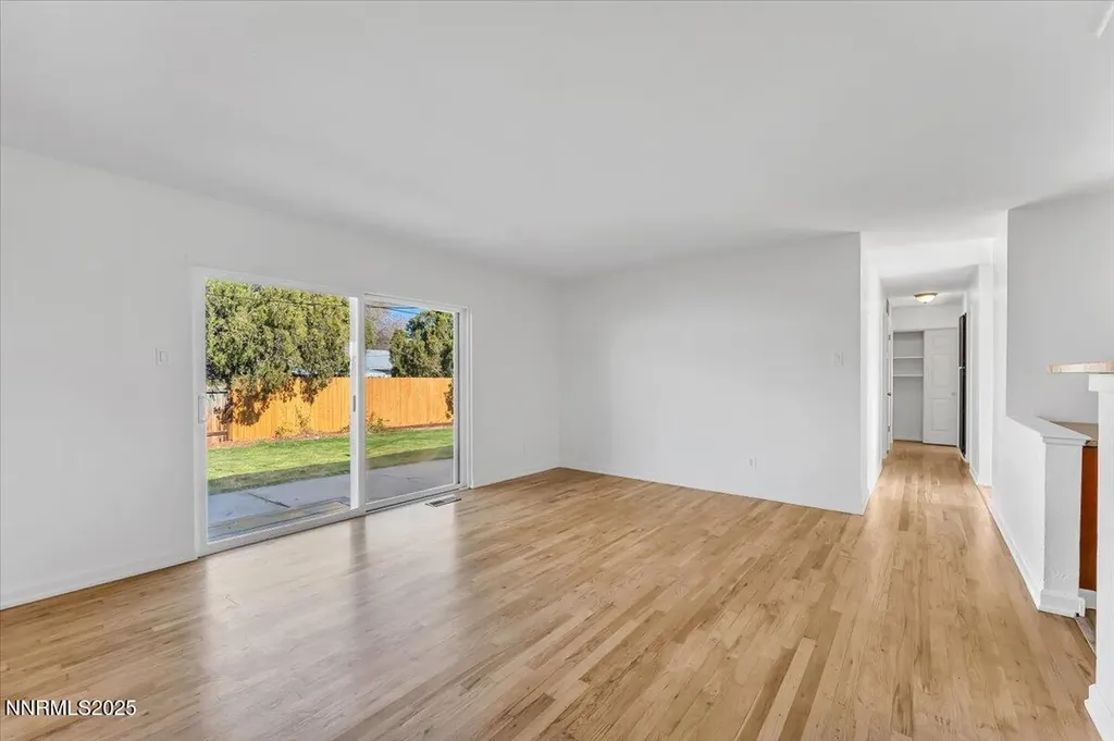 2801 Kings Row Reno NV 89503