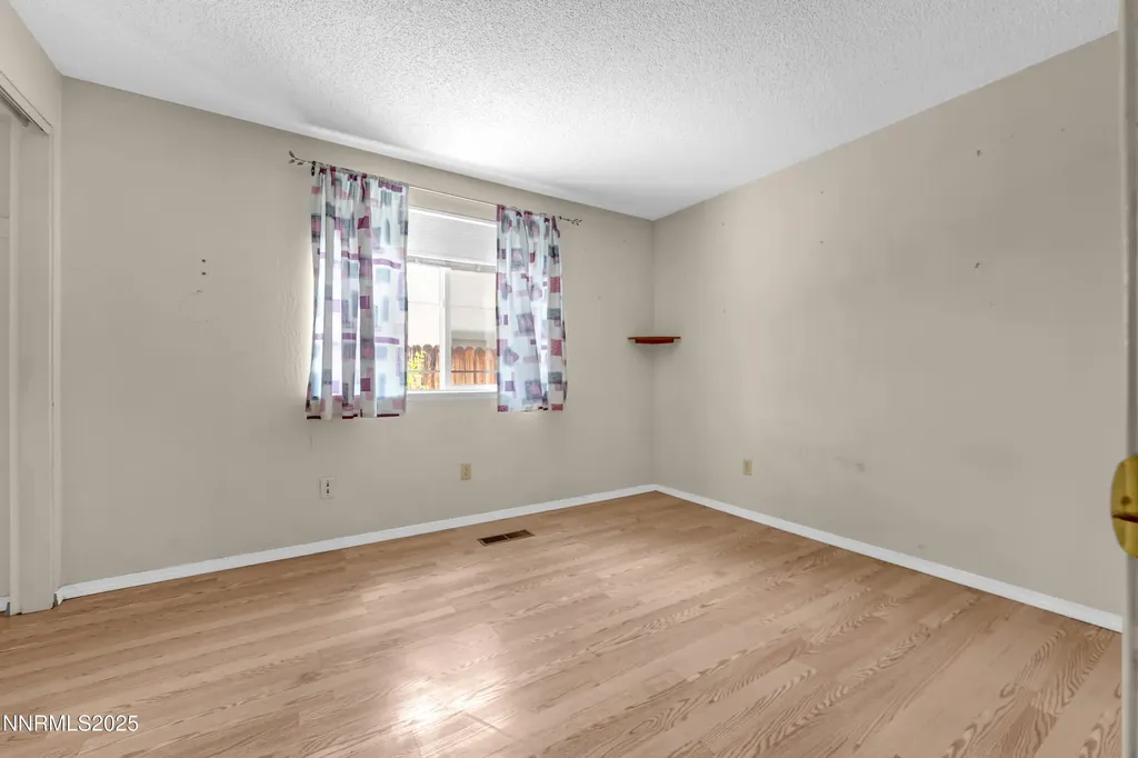 3252 Holman Sparks NV 89431