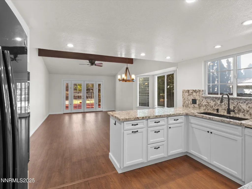 1645 Hanover Reno NV 89523