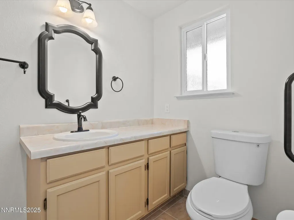 1645 Hanover Reno NV 89523