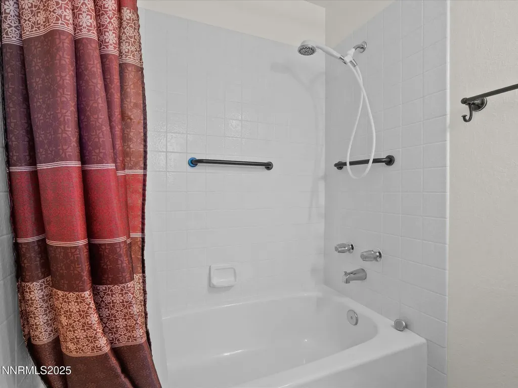 1645 Hanover Reno NV 89523