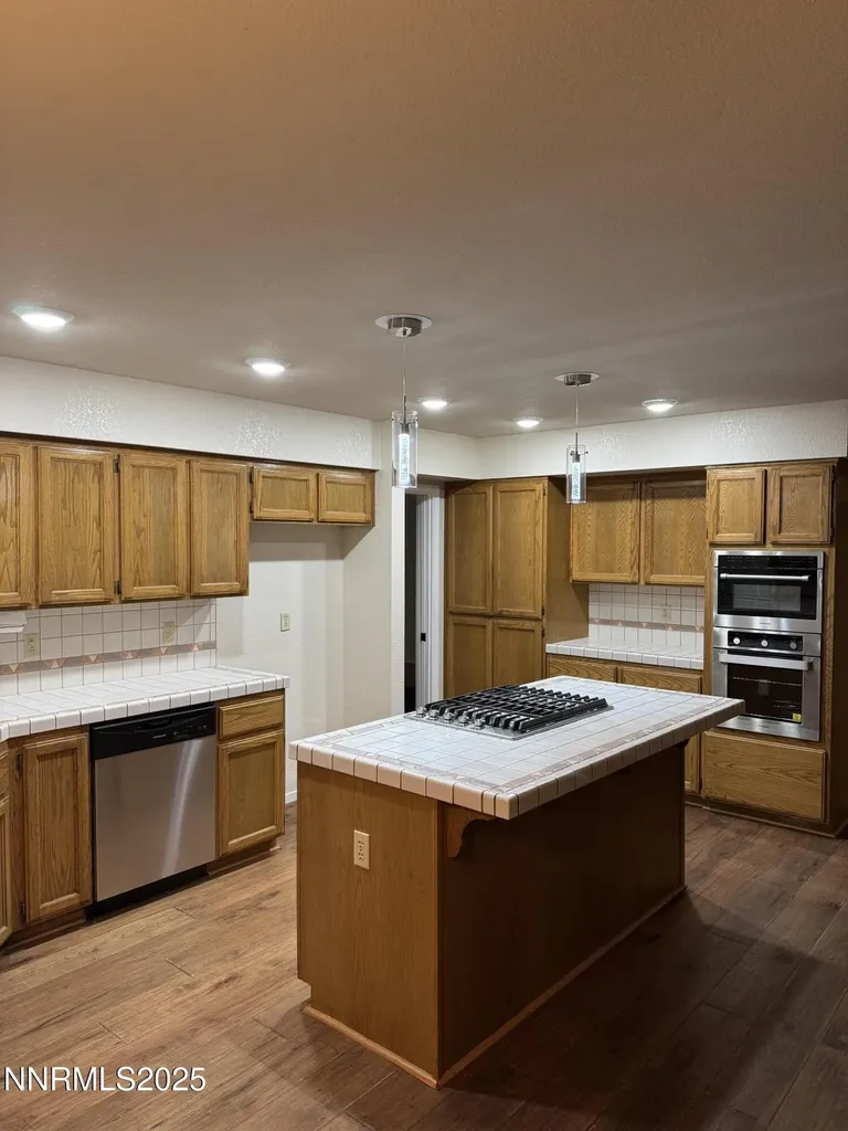 634 Boulder Dayton NV 89403