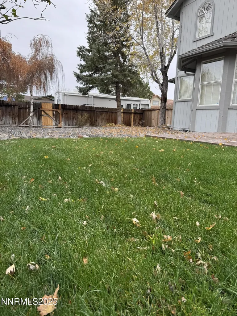 634 Boulder Dayton NV 89403