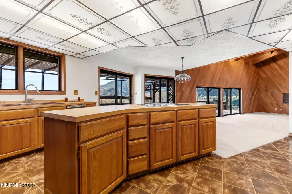 1088 Mccarran Ranch Sparks NV 89434
